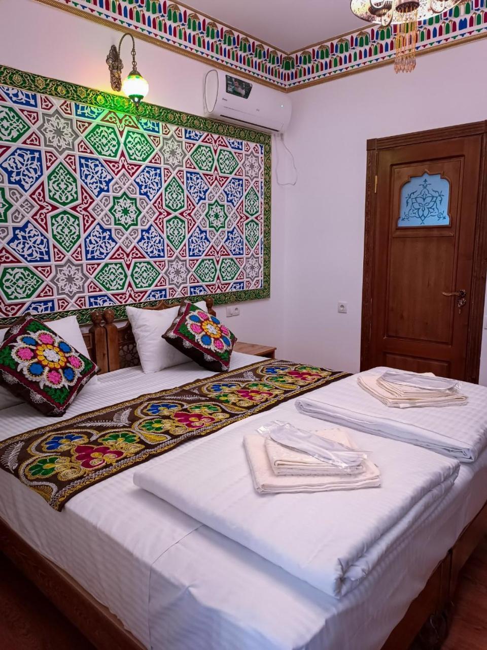 Meros Hotel Buchara Zewnętrze zdjęcie